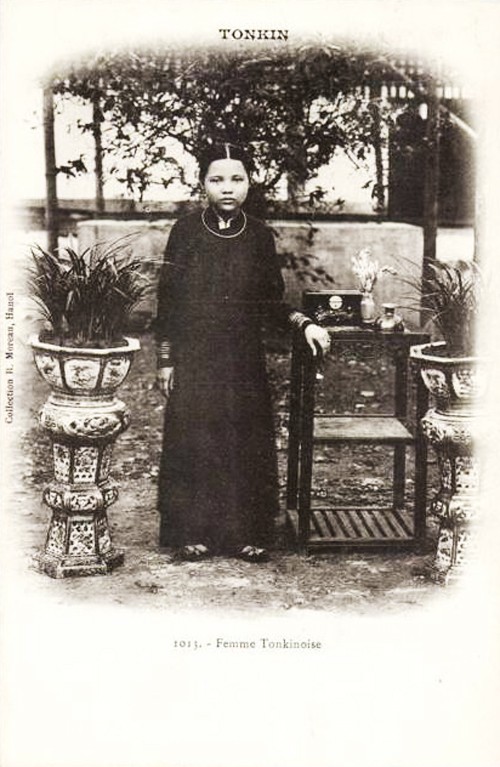 Một cô gái trẻ người miền Bắc năm 1900.